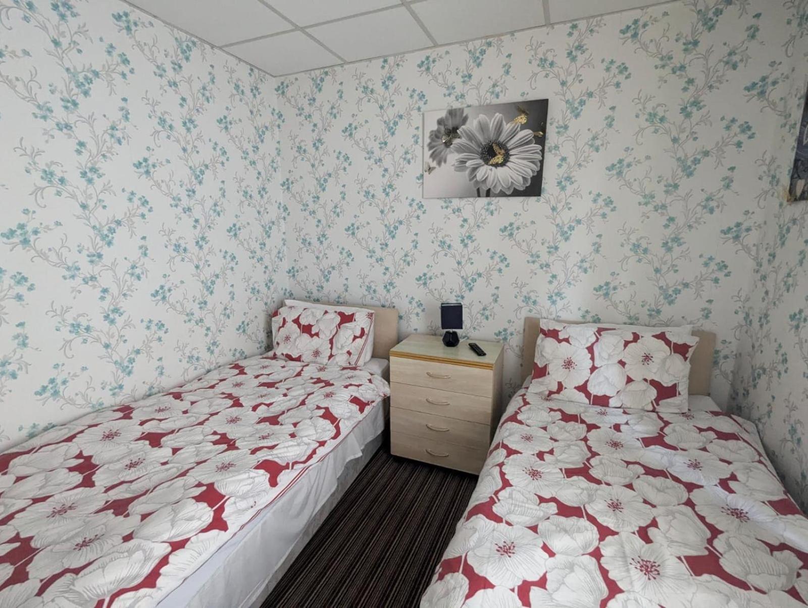 Standard Twin Room,1658102314:JPEG